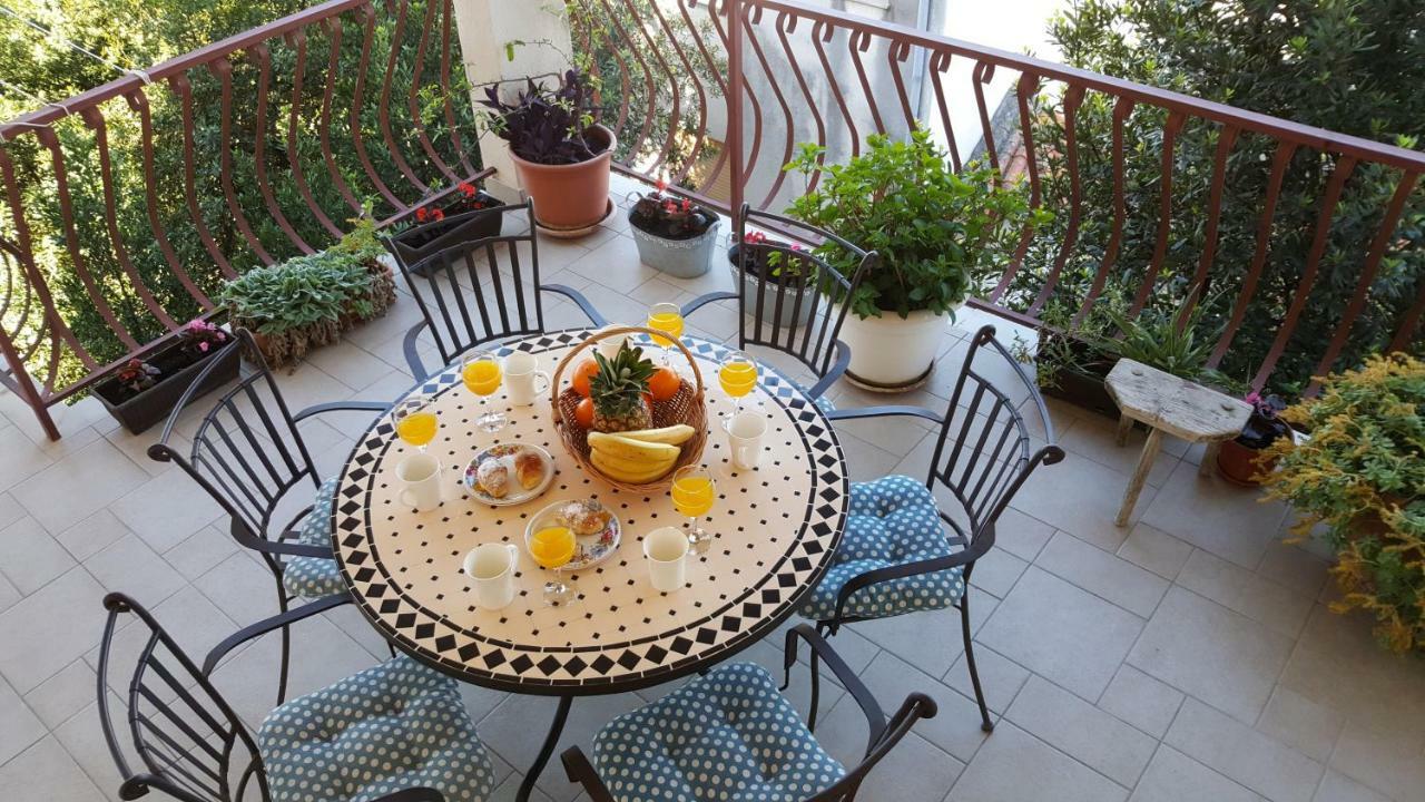 Apartment Antonija I Mateo, Apartment In The Center Of Split Rooms Exterior photo